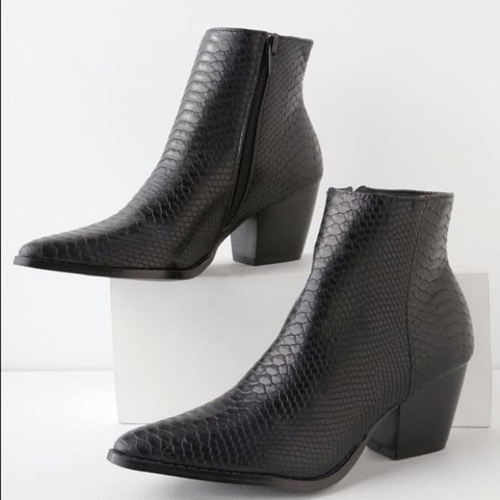 MATISSE x LULU’S booties